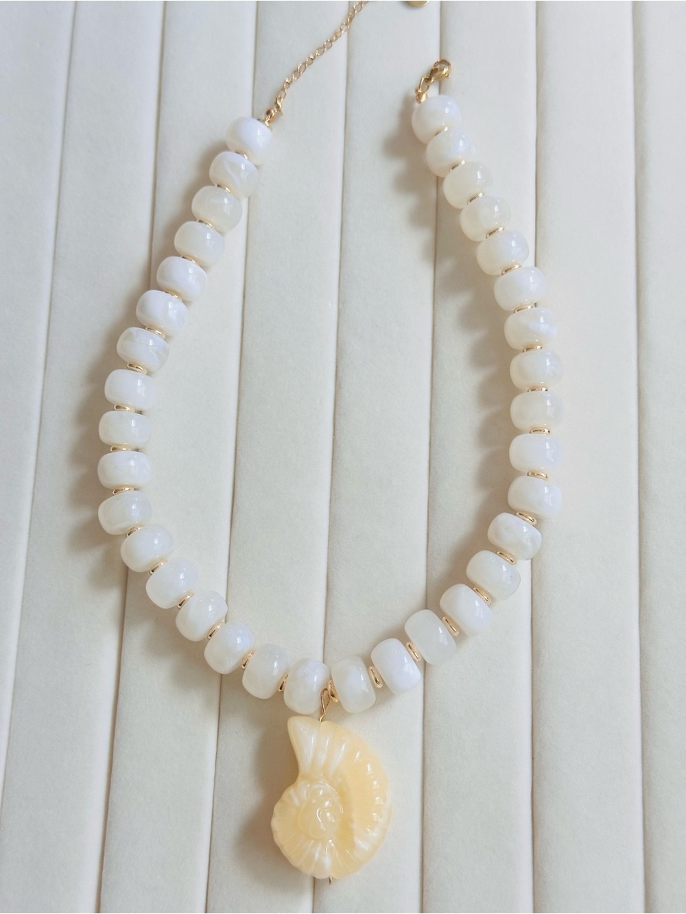 New! White Bead Necklace with Cream Shell Pendant